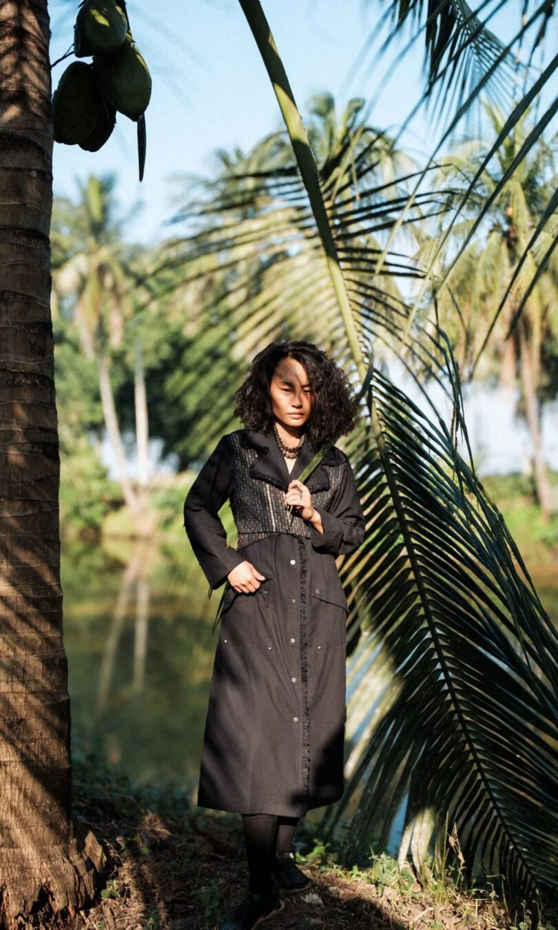 Handwoven Copenhagen Trench - Black