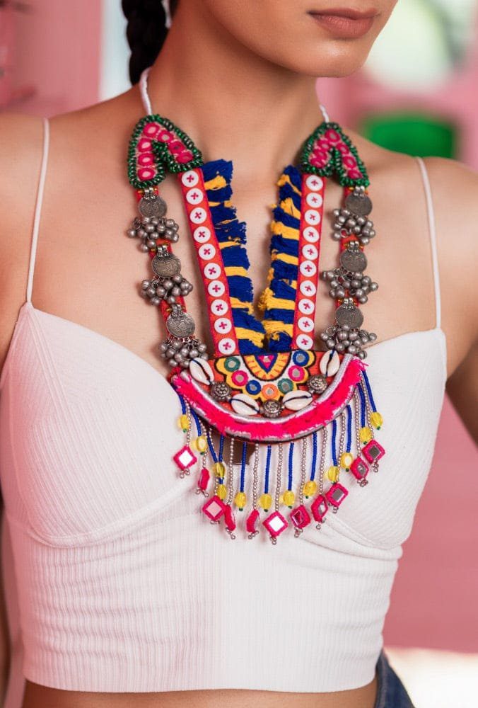Lekker!! Handcrafted embroidered tr