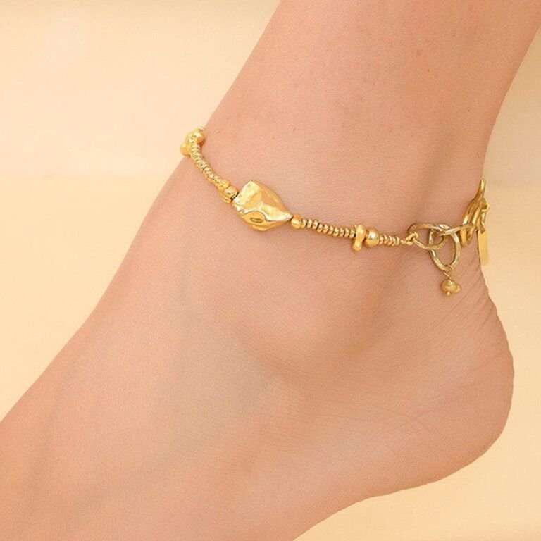 Cosmic Cluster Anklet