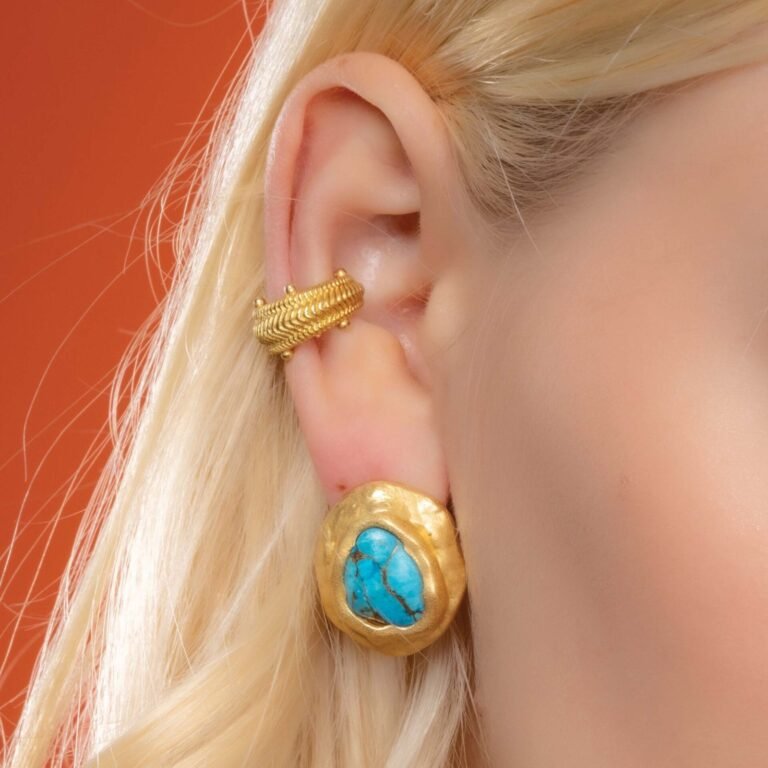 Dotted Ripple Ear Cuff