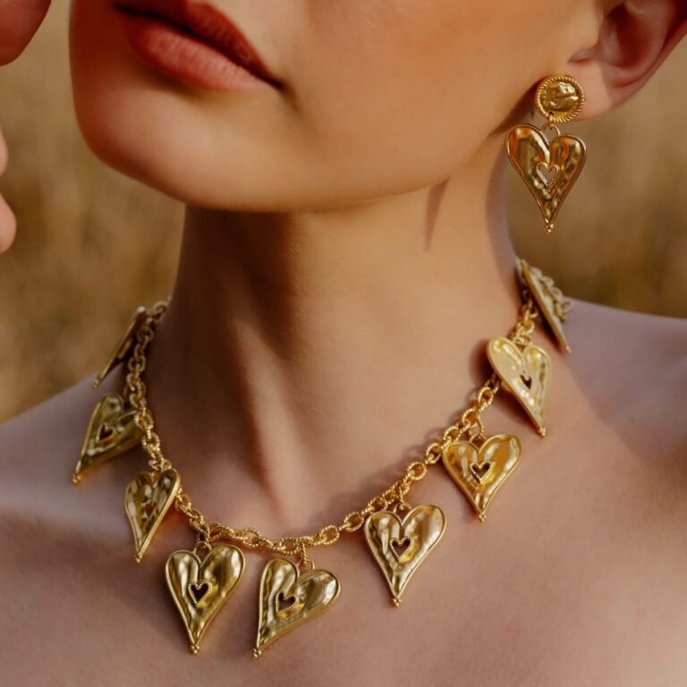 Heart's Rhapsody Necklace