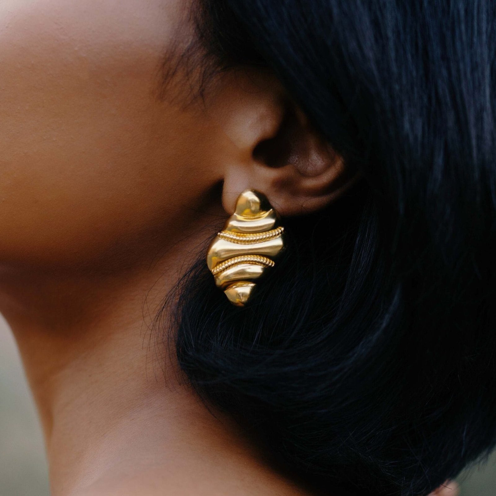 Retro Shell Earrings for Women and