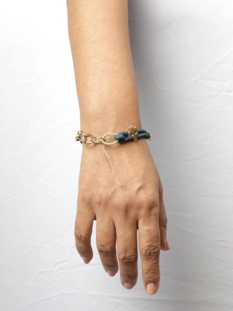 Arizona Bold Gold Bracelet in Navy