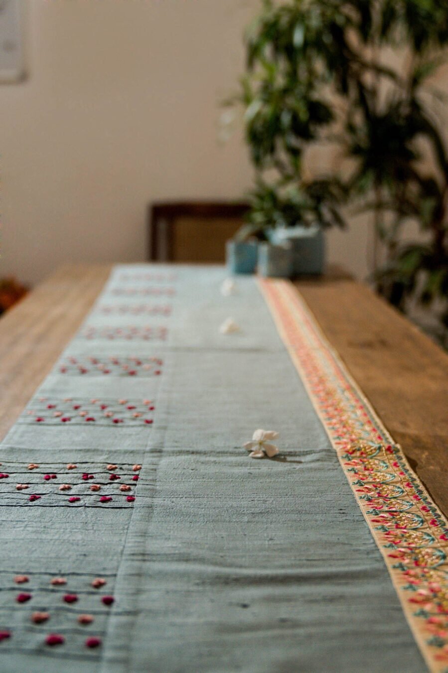 Nodus Handwoven Table Runner