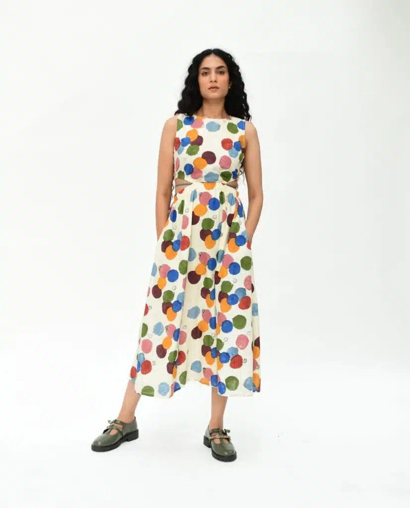 VOID SIDE SPACE DRESS