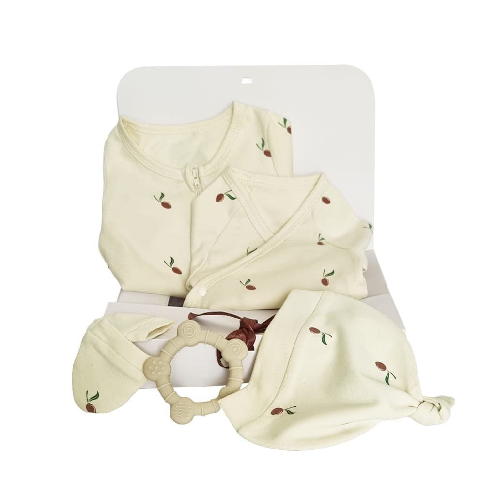 Welcome Baby Organic Gift Set - Red