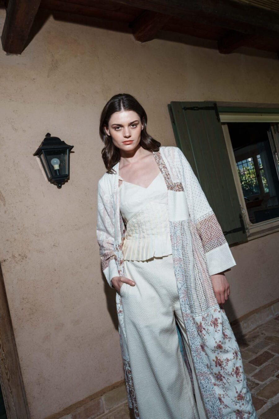 White splicing multi printed jacket