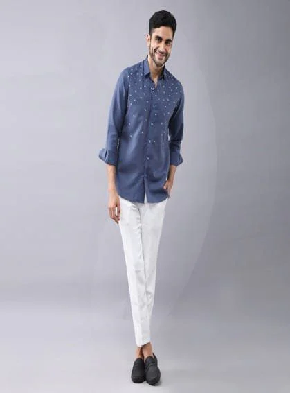 Animal Placement printed shirt.