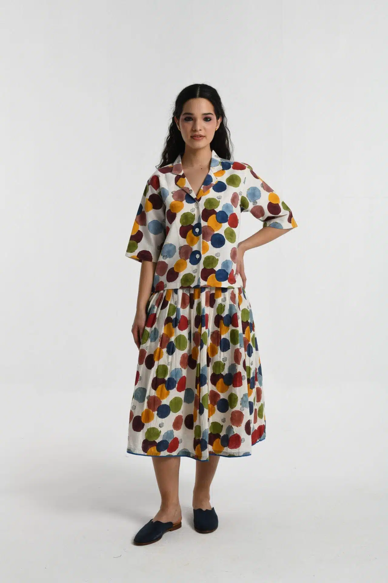 VOID POLKA PLEATED SKIRT