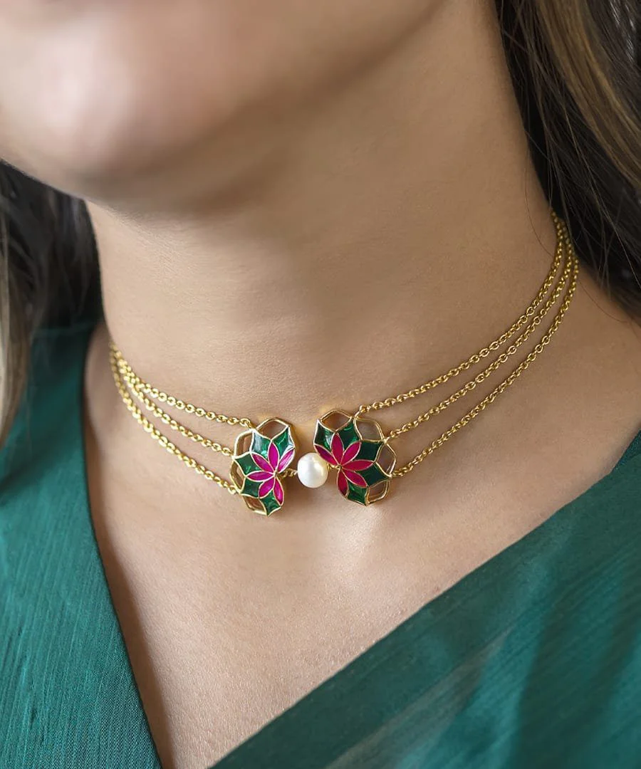 Gul Nuwwar Choker Necklace Green