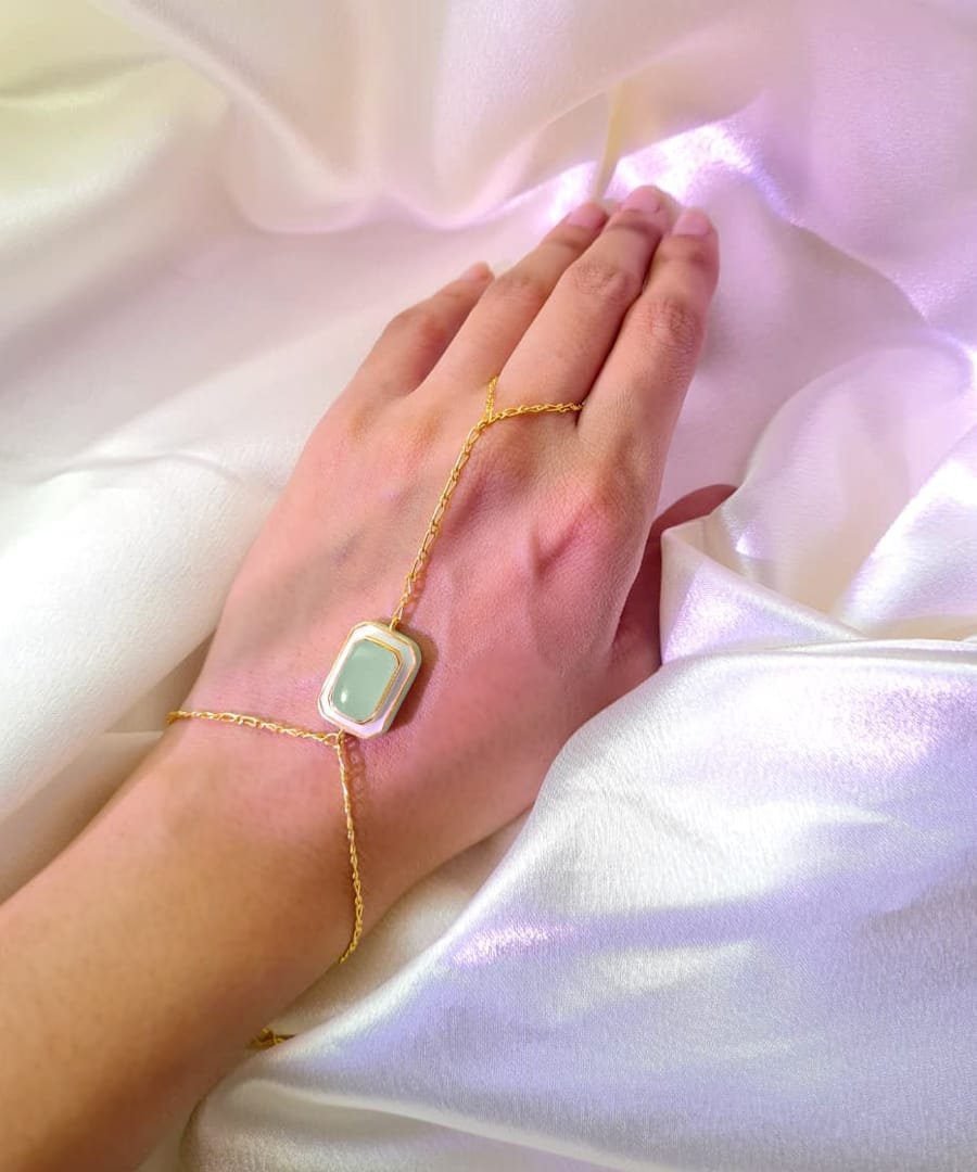 Vitamin sea Hathphool