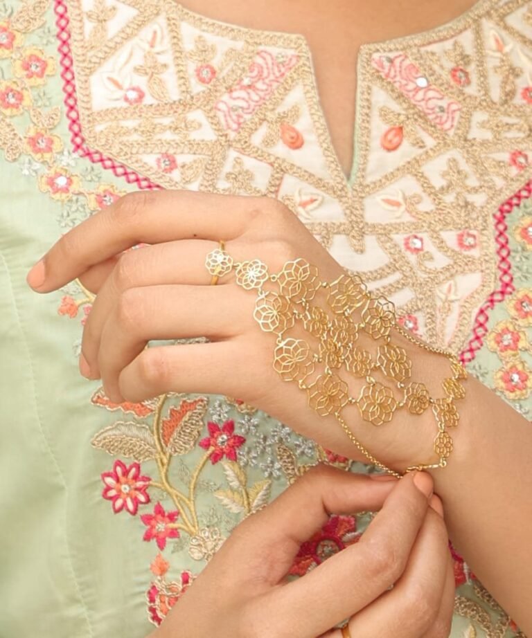 Gold Zuhuur Haathphool