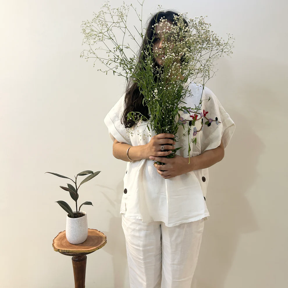 Freesize White Serene Stich Linen S