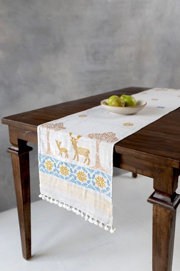 Hygge - Table Runner