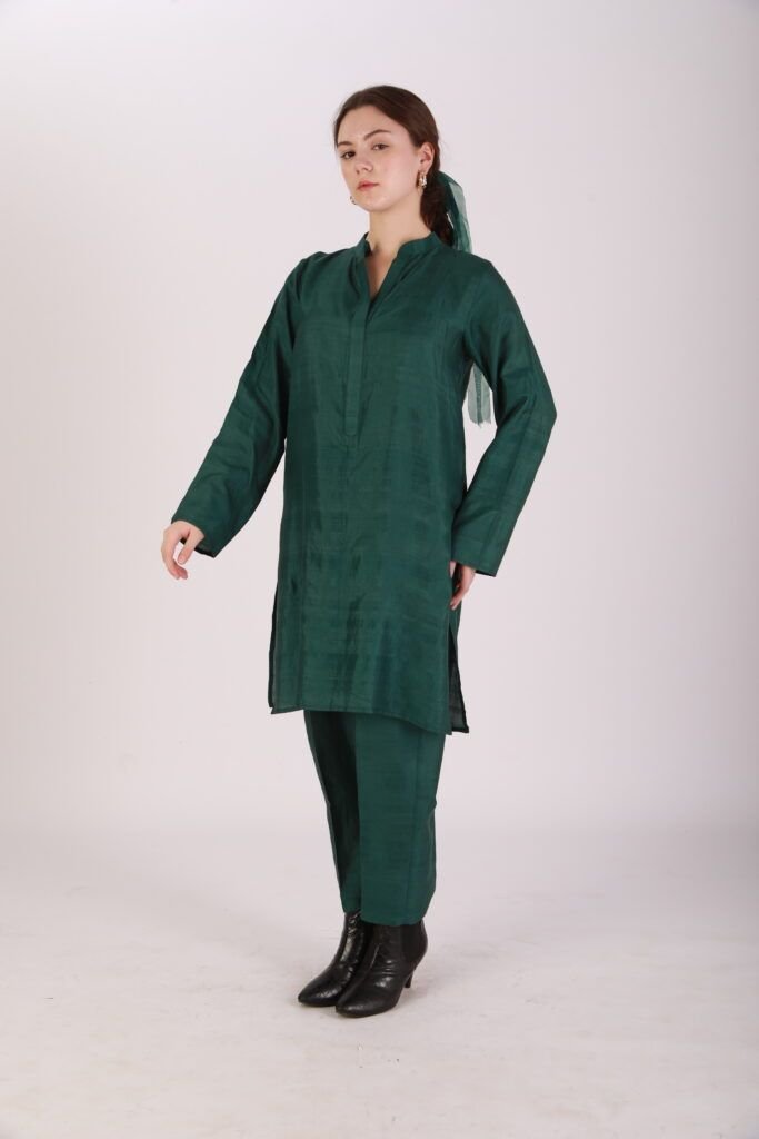 BOTTLE GREEN BAJA TUNIC
