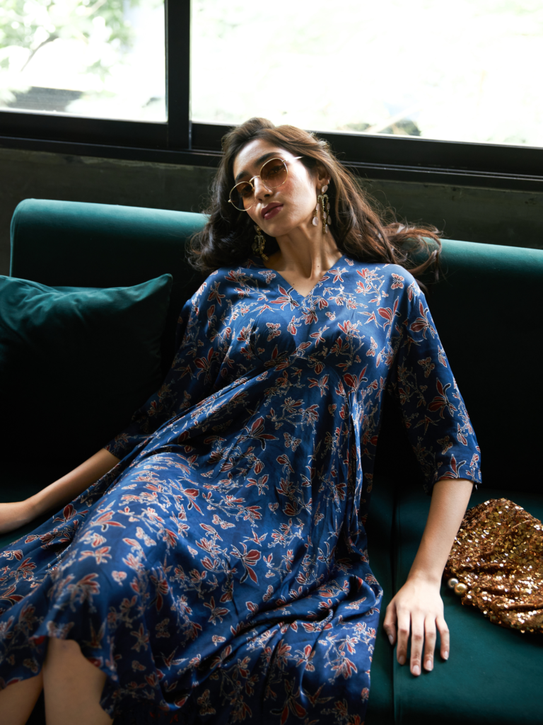 CASCADE DRESS