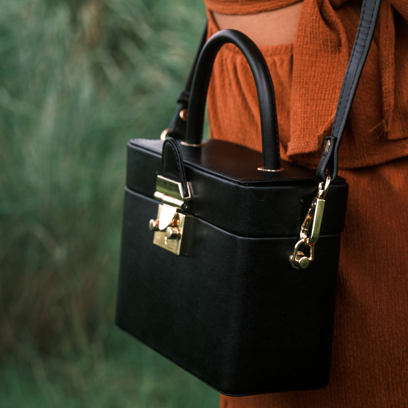 Eloq Satchel Bag