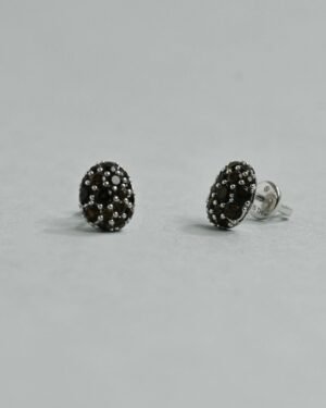 Pavequartzstuds