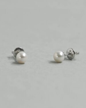 Pearlstuds