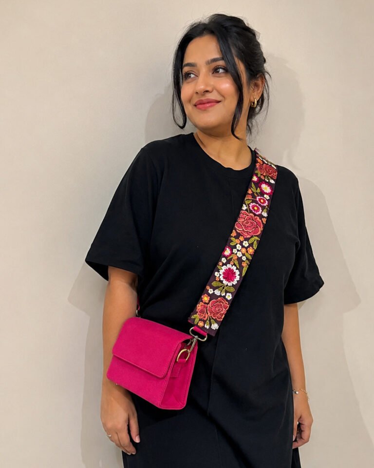 Gul Crossbody Bag