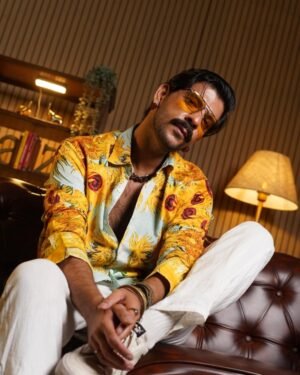Yellow Sunflower Luxury Party Shirts For Men 7551449