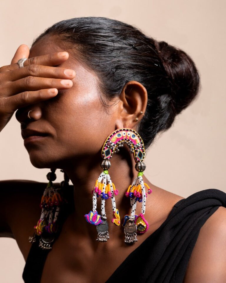Mindhi Earrings
