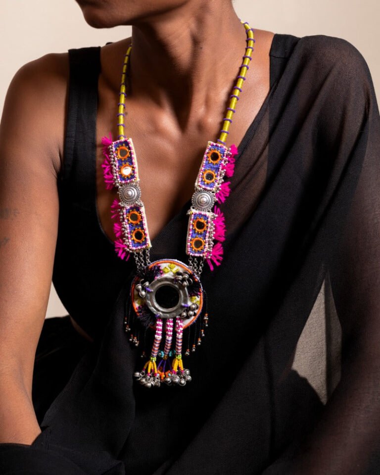 Dhaandhadu Neckpiece