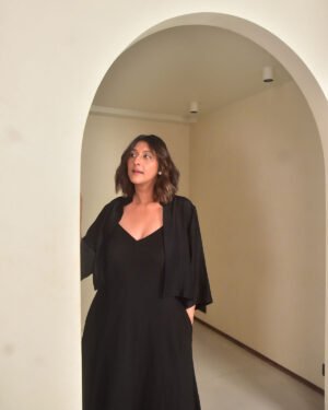 Blackstrappywithjacket1
