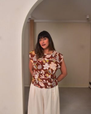 Browntopwithlace1