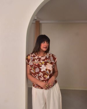 Browntopwithlace3