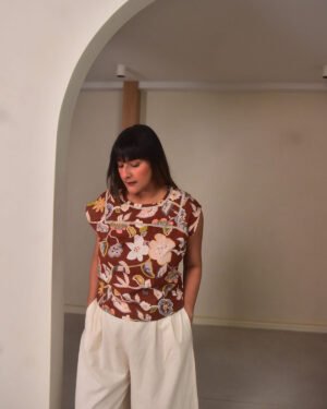 Browntopwithlace4