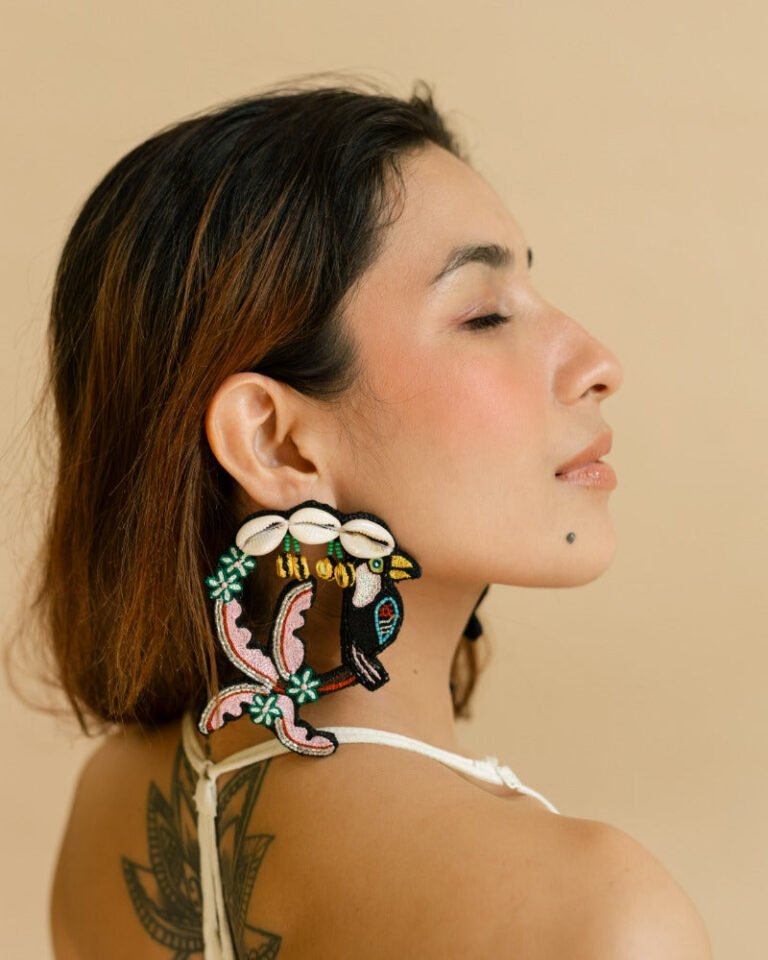 Taharuu Birdie Earrings