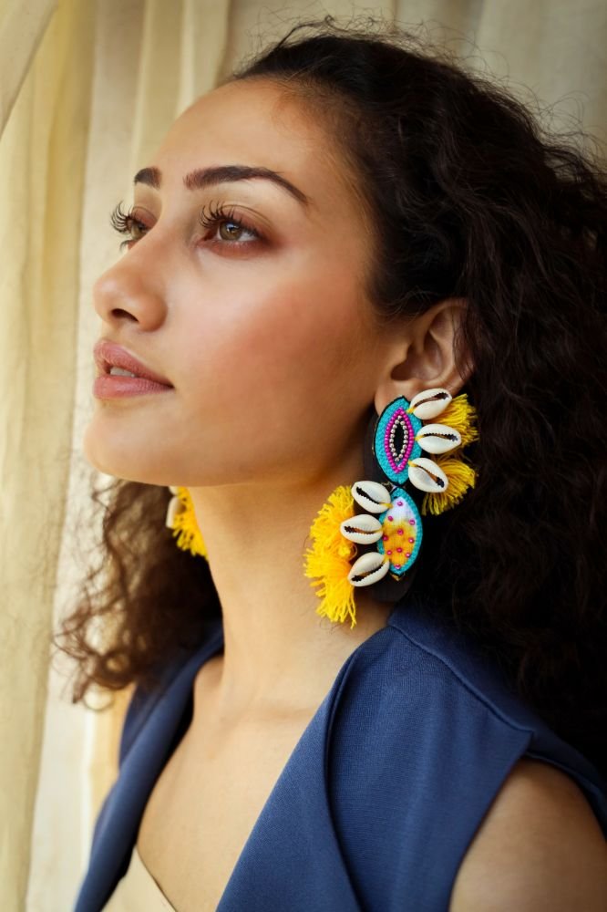 Dhingli Earrings