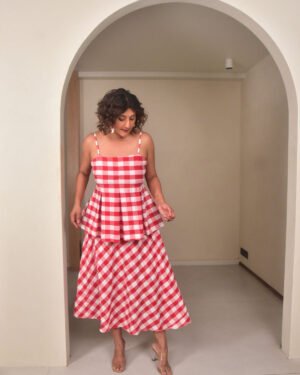 Redchecksboxpleattopandskirt5 e36d5483 c811 4501 8264 5fb89d9c83d4