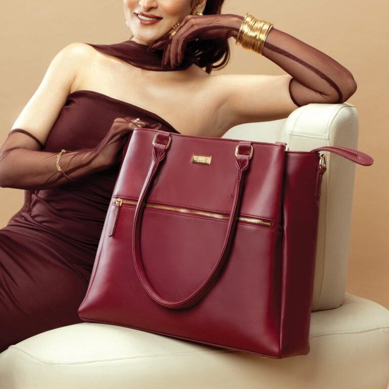 Crimson Crush Aspire Tote