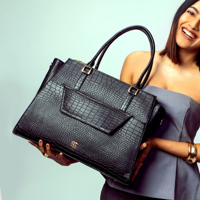 Charcoal Chic Grande Tote