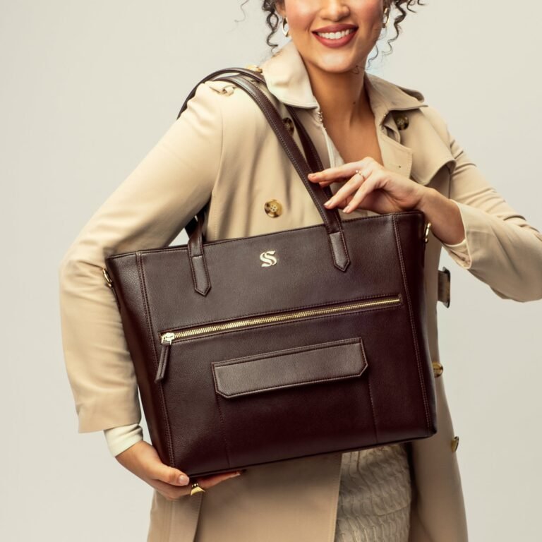 Mahogany Mystique Aurea Tote